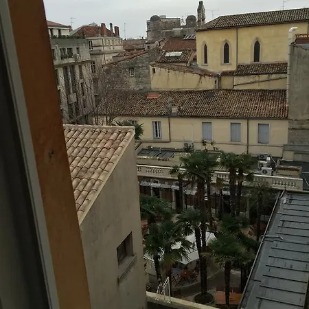 Sous Les Toits De Montpellier
